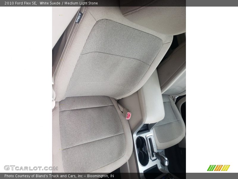 White Suede / Medium Light Stone 2010 Ford Flex SE