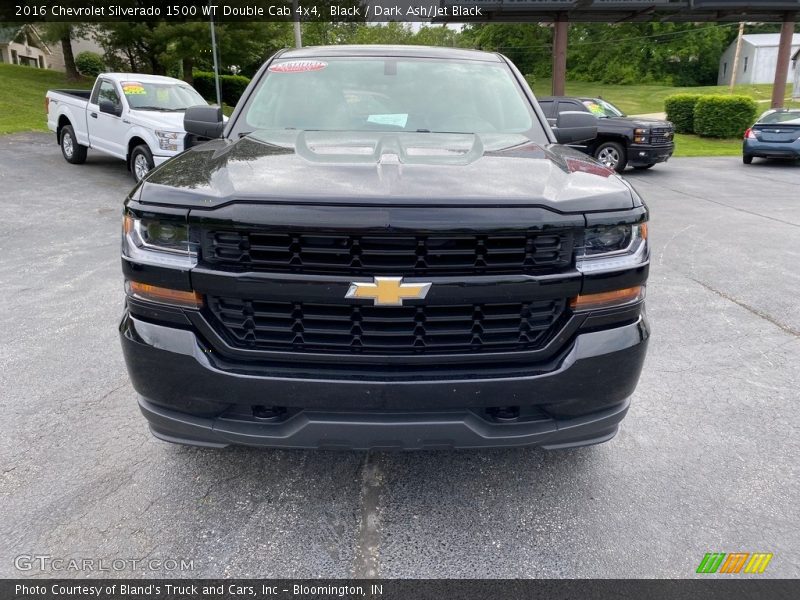 Black / Dark Ash/Jet Black 2016 Chevrolet Silverado 1500 WT Double Cab 4x4