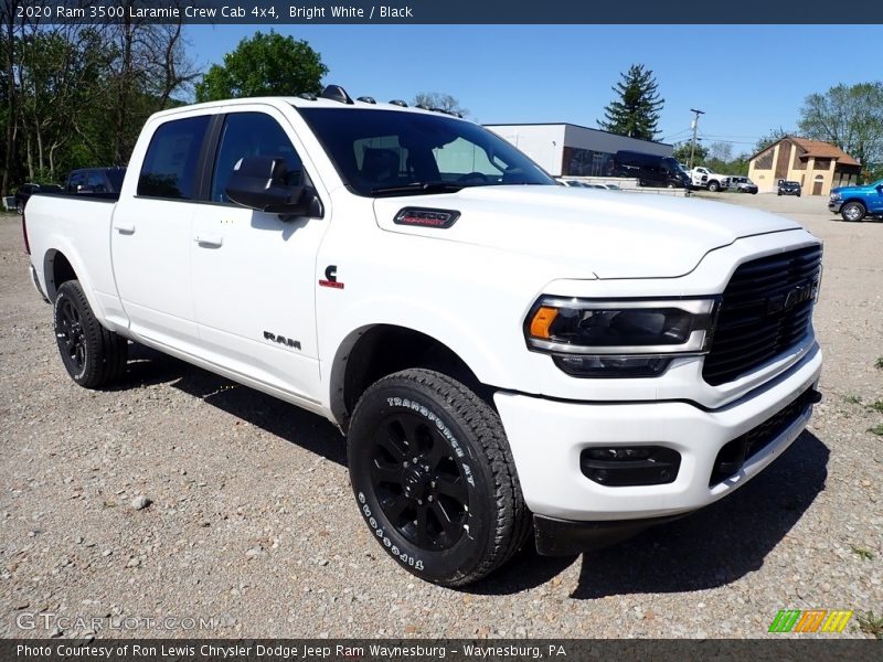 Front 3/4 View of 2020 3500 Laramie Crew Cab 4x4