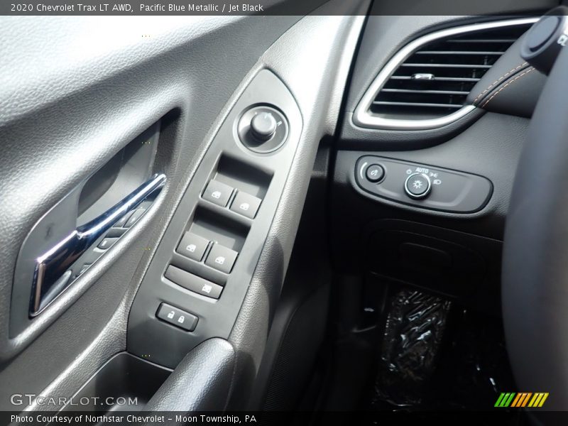 Pacific Blue Metallic / Jet Black 2020 Chevrolet Trax LT AWD
