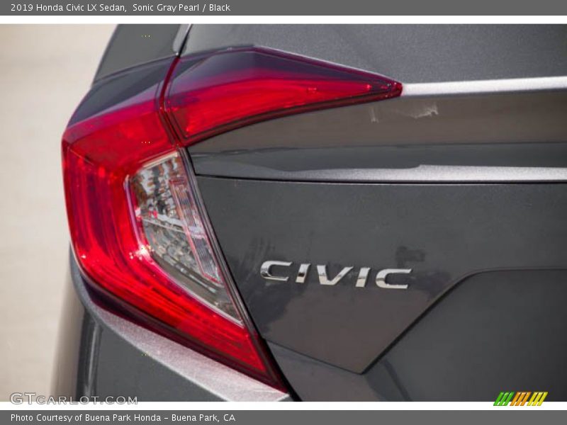 Sonic Gray Pearl / Black 2019 Honda Civic LX Sedan