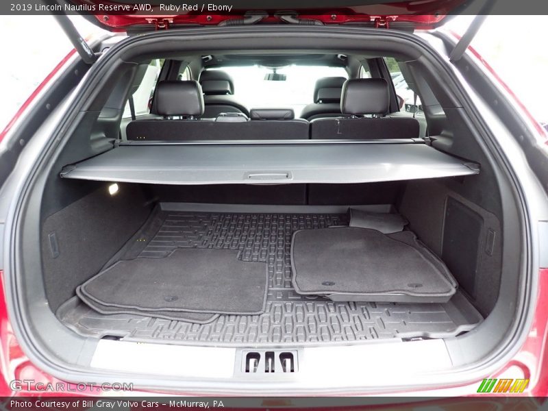  2019 Nautilus Reserve AWD Trunk