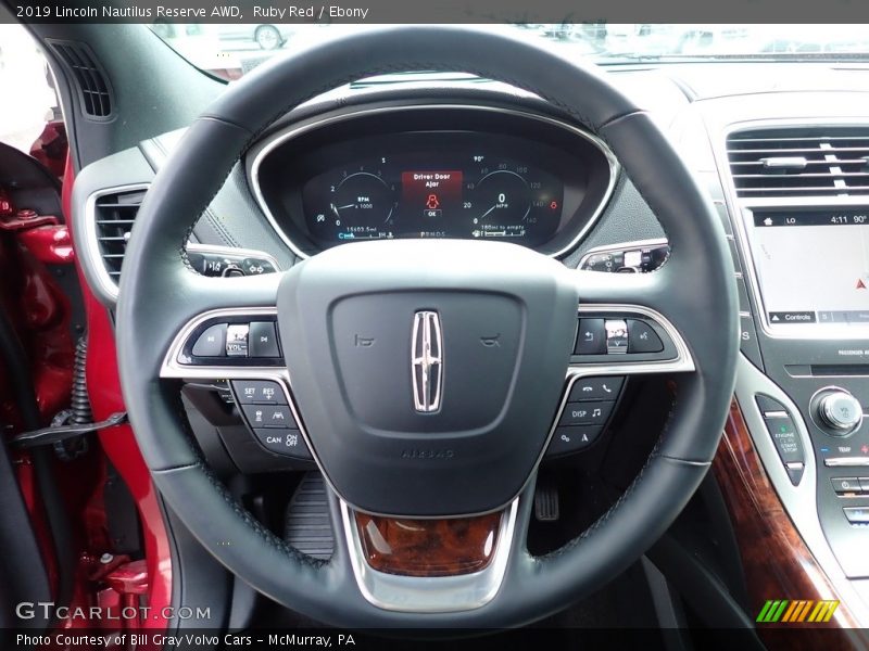  2019 Nautilus Reserve AWD Steering Wheel