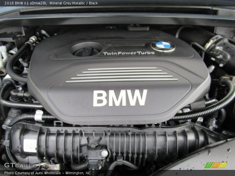 Mineral Grey Metallic / Black 2018 BMW X1 sDrive28i