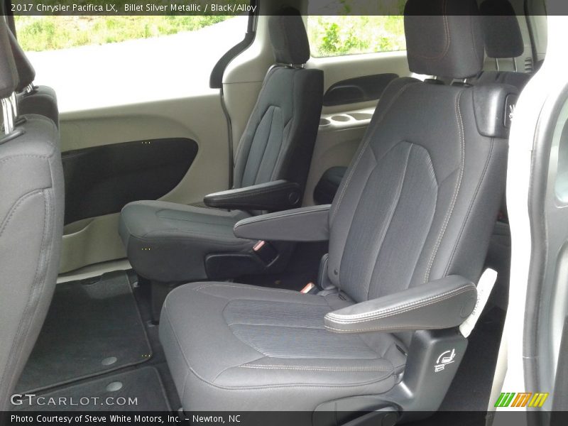 Billet Silver Metallic / Black/Alloy 2017 Chrysler Pacifica LX