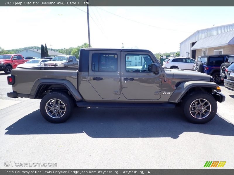 Gator / Black 2020 Jeep Gladiator Overland 4x4