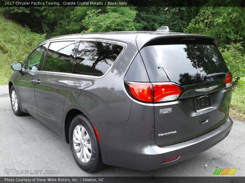 Granite Crystal Metallic / Black/Alloy 2017 Chrysler Pacifica Touring