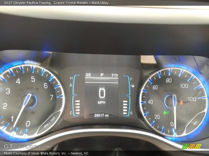 Granite Crystal Metallic / Black/Alloy 2017 Chrysler Pacifica Touring