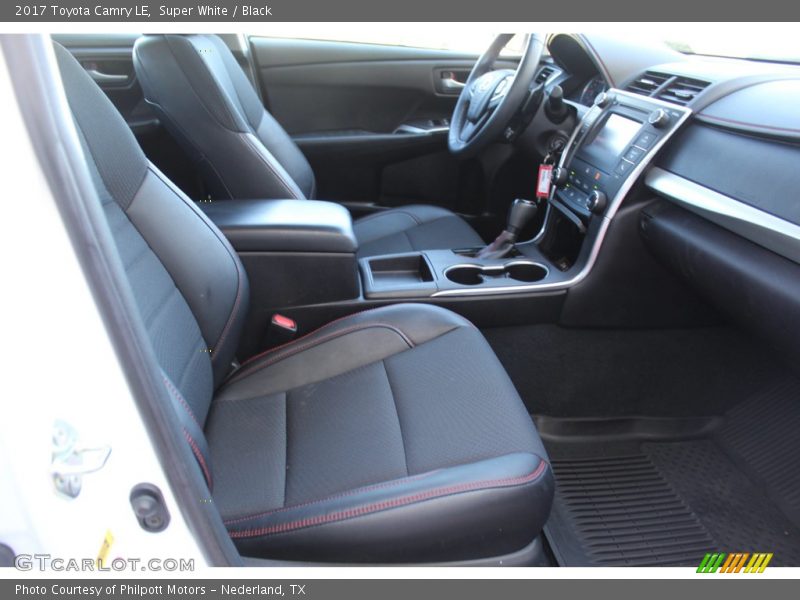 Super White / Black 2017 Toyota Camry LE
