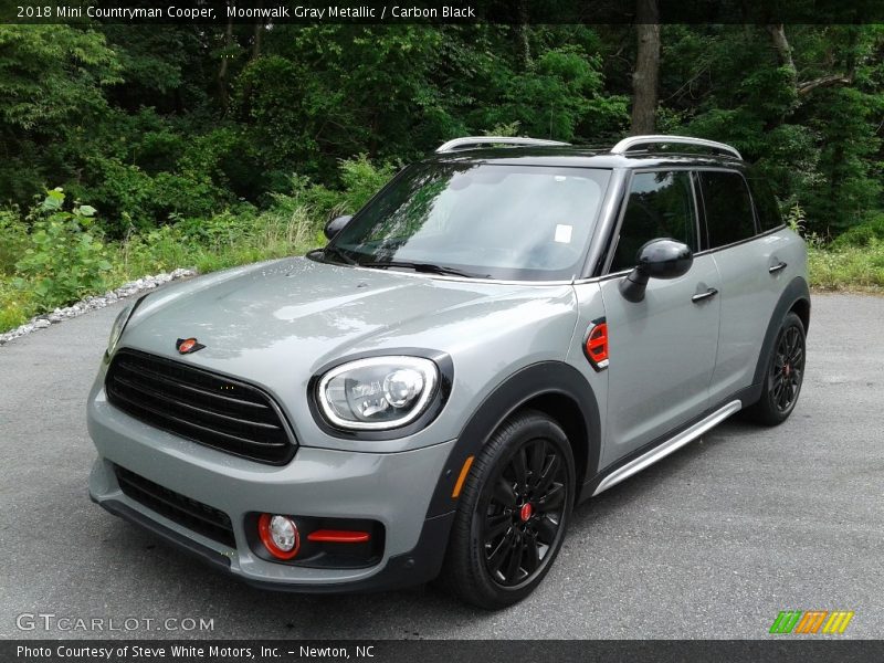 Front 3/4 View of 2018 Countryman Cooper
