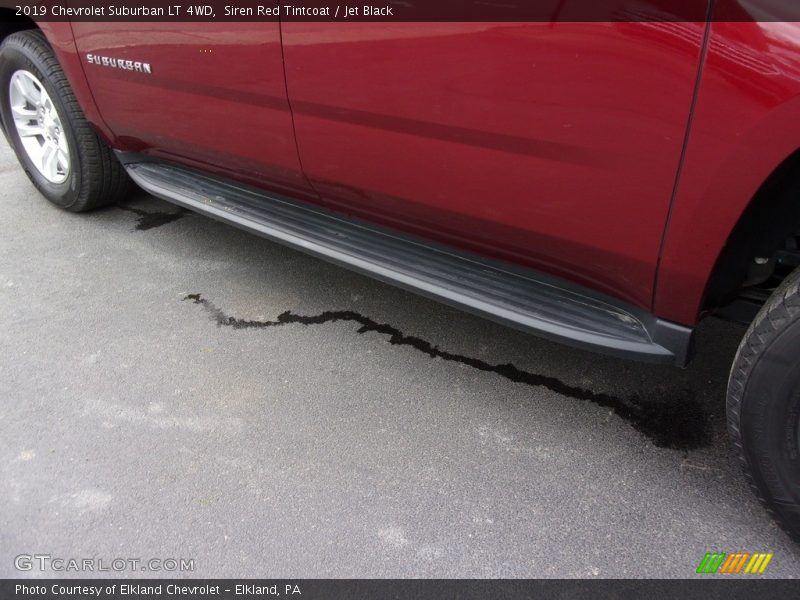Siren Red Tintcoat / Jet Black 2019 Chevrolet Suburban LT 4WD