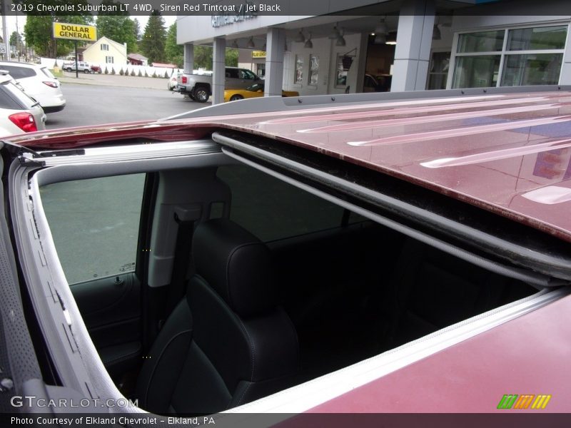 Siren Red Tintcoat / Jet Black 2019 Chevrolet Suburban LT 4WD