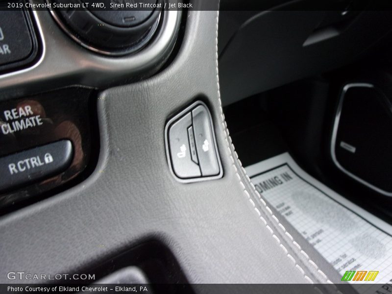 Siren Red Tintcoat / Jet Black 2019 Chevrolet Suburban LT 4WD
