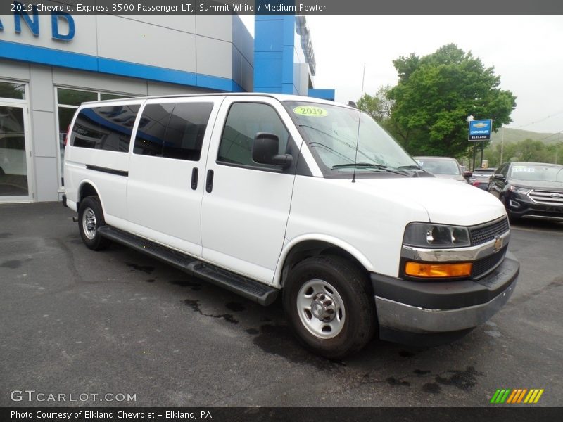 Summit White / Medium Pewter 2019 Chevrolet Express 3500 Passenger LT
