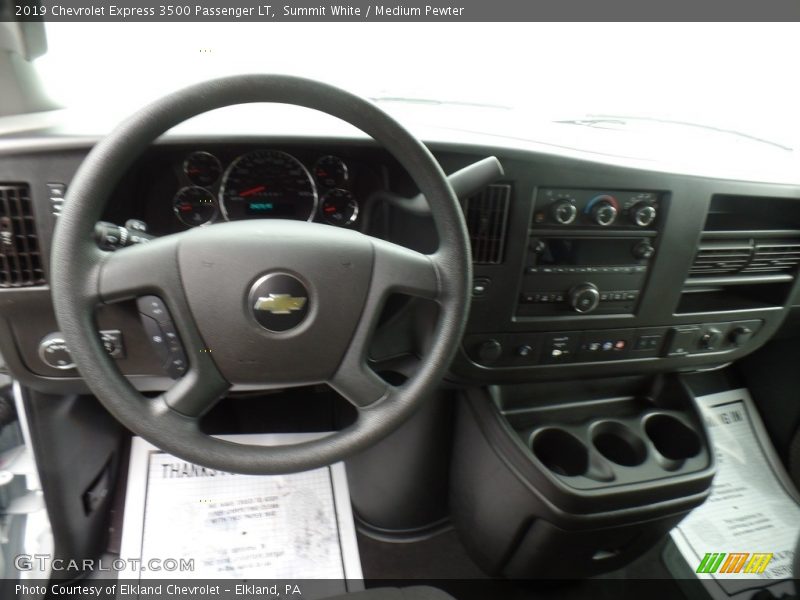 Summit White / Medium Pewter 2019 Chevrolet Express 3500 Passenger LT