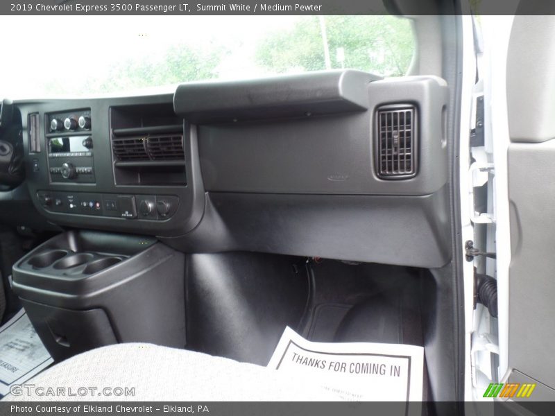 Summit White / Medium Pewter 2019 Chevrolet Express 3500 Passenger LT
