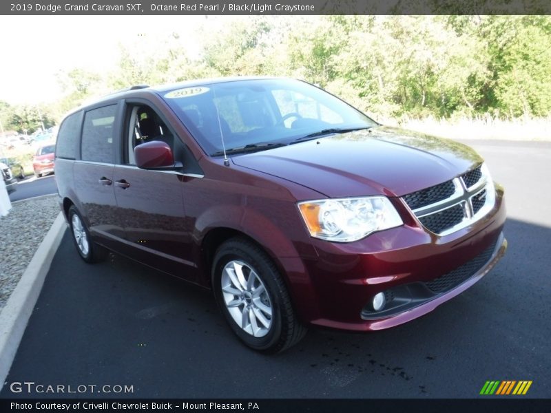 Octane Red Pearl / Black/Light Graystone 2019 Dodge Grand Caravan SXT