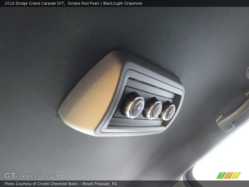 Octane Red Pearl / Black/Light Graystone 2019 Dodge Grand Caravan SXT