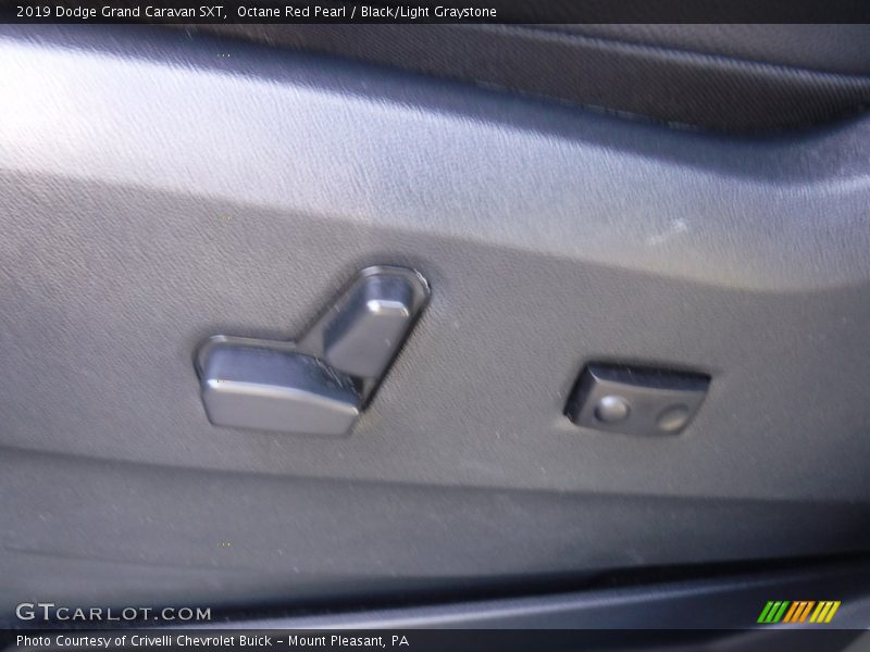 Octane Red Pearl / Black/Light Graystone 2019 Dodge Grand Caravan SXT