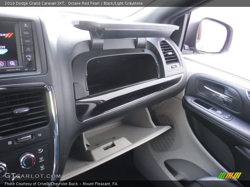 Octane Red Pearl / Black/Light Graystone 2019 Dodge Grand Caravan SXT