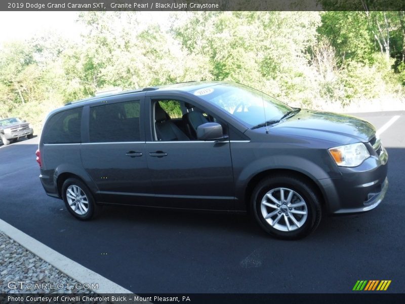 Granite Pearl / Black/Light Graystone 2019 Dodge Grand Caravan SXT