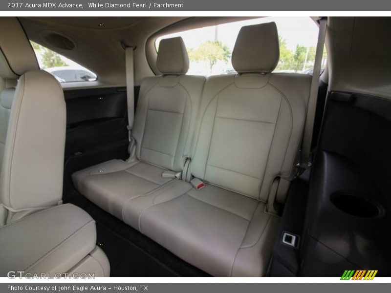 White Diamond Pearl / Parchment 2017 Acura MDX Advance