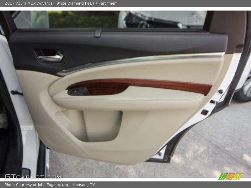 White Diamond Pearl / Parchment 2017 Acura MDX Advance