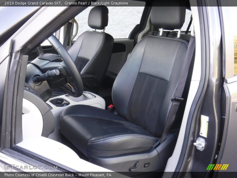 Granite Pearl / Black/Light Graystone 2019 Dodge Grand Caravan SXT