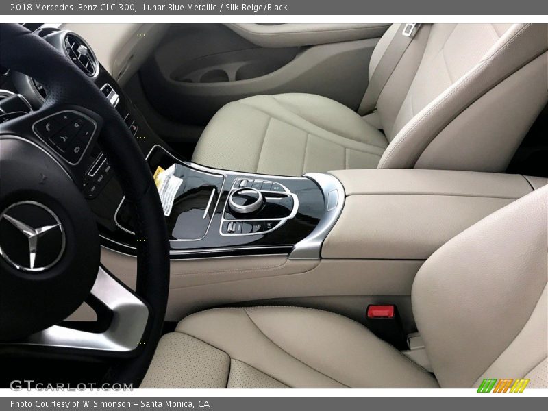 Lunar Blue Metallic / Silk Beige/Black 2018 Mercedes-Benz GLC 300