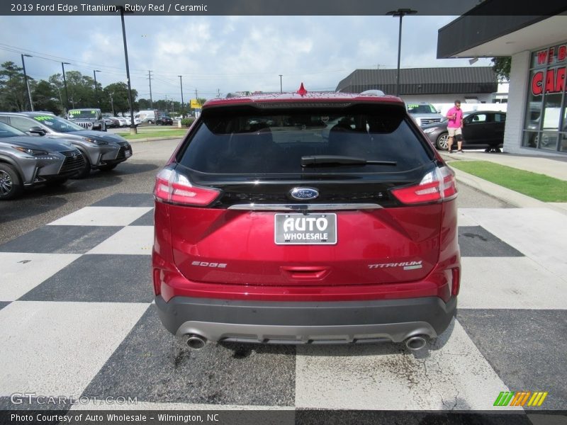 Ruby Red / Ceramic 2019 Ford Edge Titanium