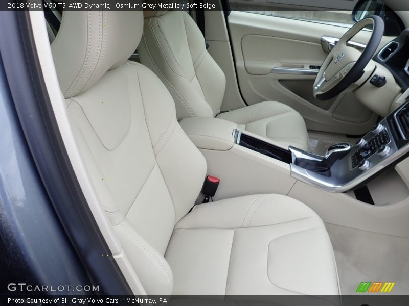Front Seat of 2018 V60 T5 AWD Dynamic