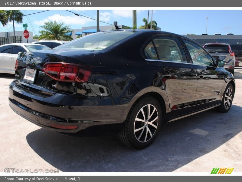 Black / Cornsilk Beige 2017 Volkswagen Jetta SE