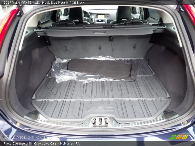  2017 V60 T5 AWD Trunk
