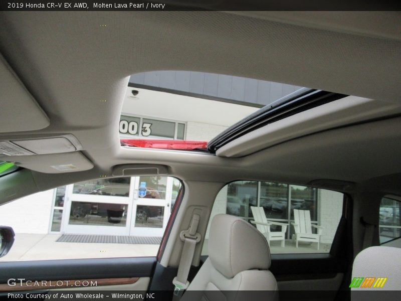 Molten Lava Pearl / Ivory 2019 Honda CR-V EX AWD