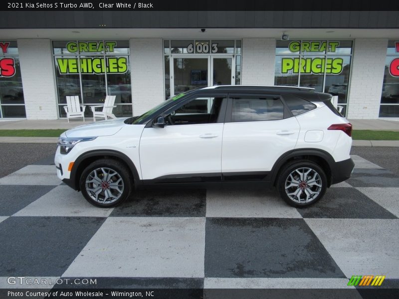 Clear White / Black 2021 Kia Seltos S Turbo AWD