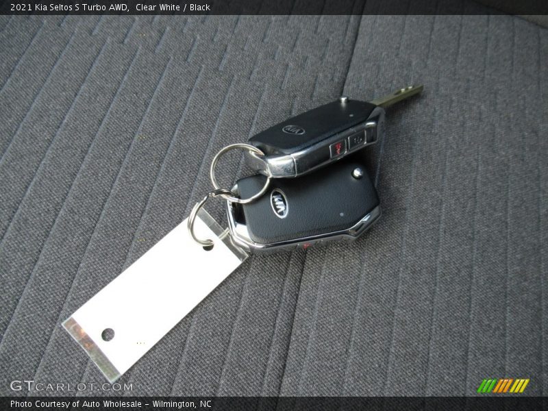 Keys of 2021 Seltos S Turbo AWD