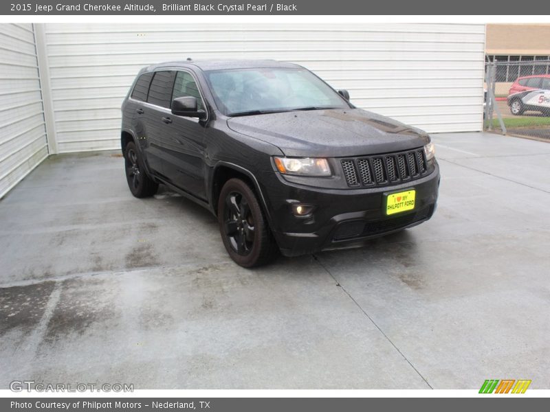 Brilliant Black Crystal Pearl / Black 2015 Jeep Grand Cherokee Altitude