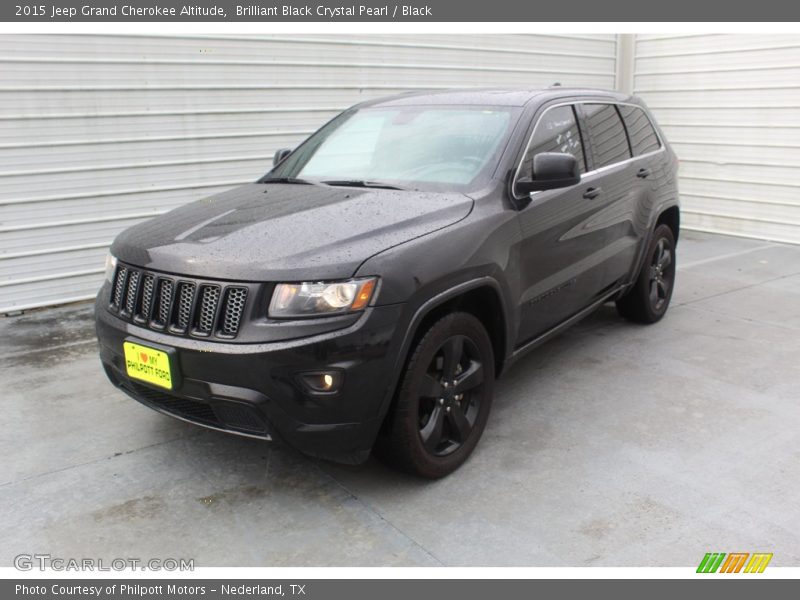 Brilliant Black Crystal Pearl / Black 2015 Jeep Grand Cherokee Altitude