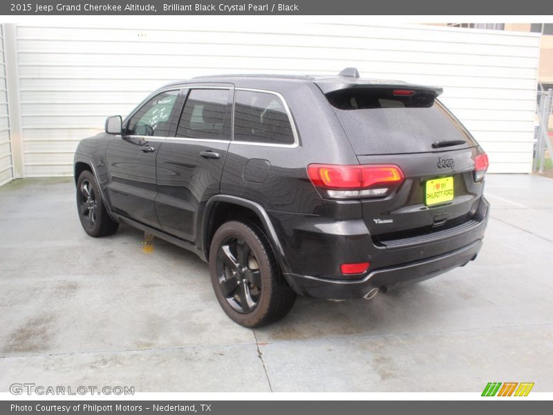 Brilliant Black Crystal Pearl / Black 2015 Jeep Grand Cherokee Altitude