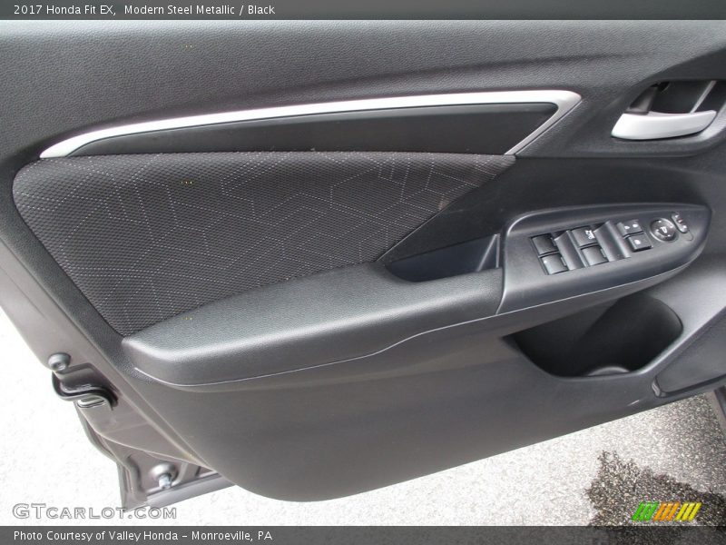 Modern Steel Metallic / Black 2017 Honda Fit EX
