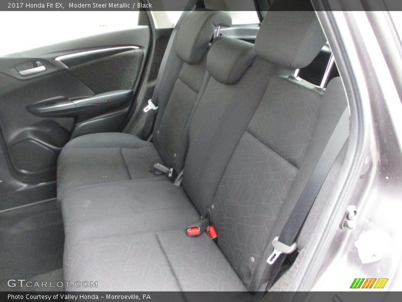 Modern Steel Metallic / Black 2017 Honda Fit EX