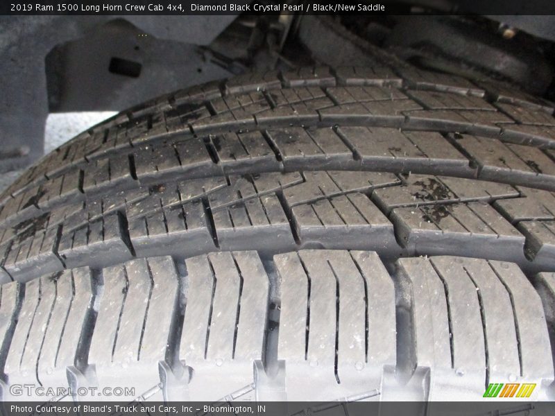 Diamond Black Crystal Pearl / Black/New Saddle 2019 Ram 1500 Long Horn Crew Cab 4x4