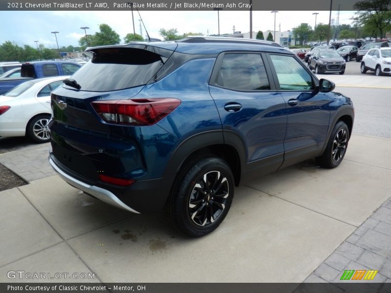 Pacific Blue Metallic / Jet Black/Medium Ash Gray 2021 Chevrolet TrailBlazer LT AWD