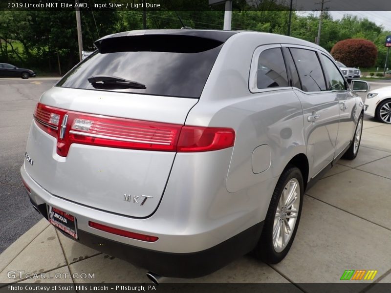 Ingot Silver / Light Dune 2019 Lincoln MKT Elite AWD