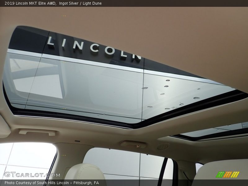 Ingot Silver / Light Dune 2019 Lincoln MKT Elite AWD