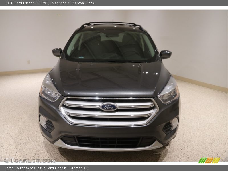 Magnetic / Charcoal Black 2018 Ford Escape SE 4WD