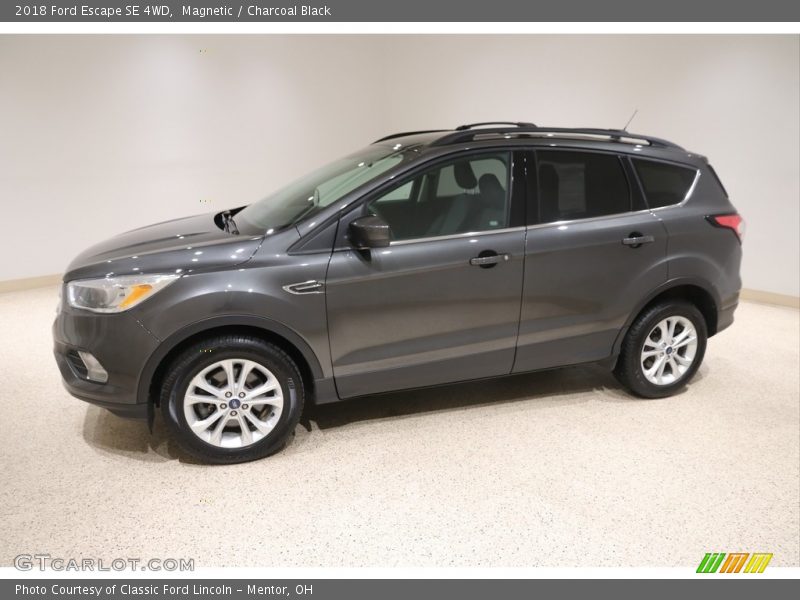 Magnetic / Charcoal Black 2018 Ford Escape SE 4WD