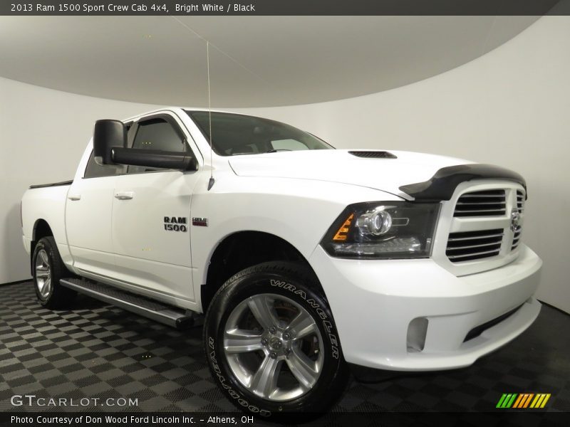 Bright White / Black 2013 Ram 1500 Sport Crew Cab 4x4