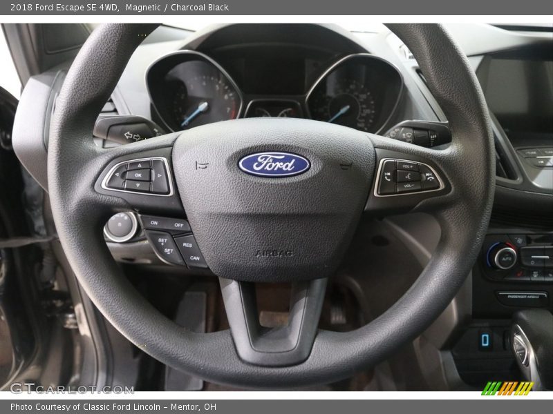 Magnetic / Charcoal Black 2018 Ford Escape SE 4WD