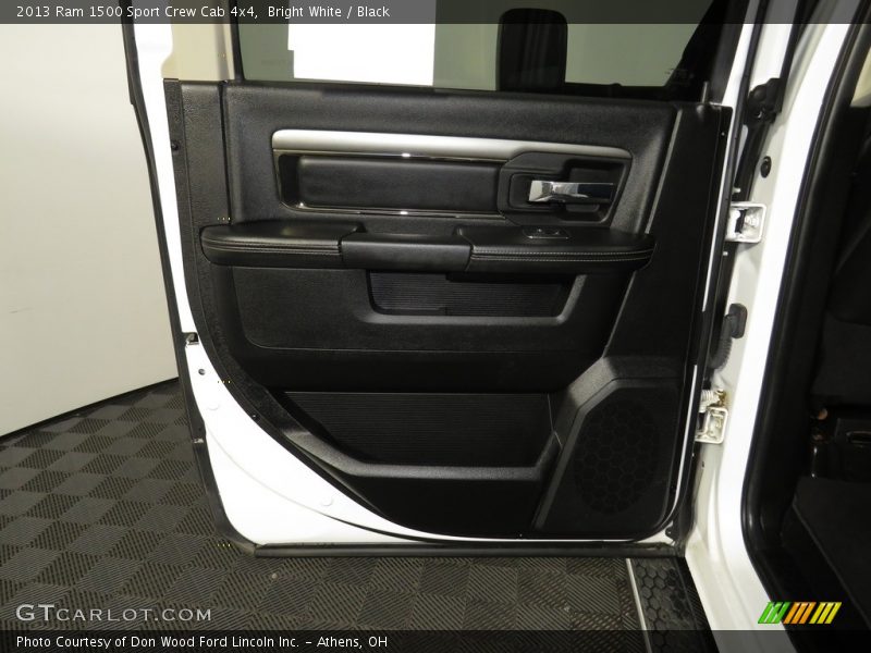 Bright White / Black 2013 Ram 1500 Sport Crew Cab 4x4